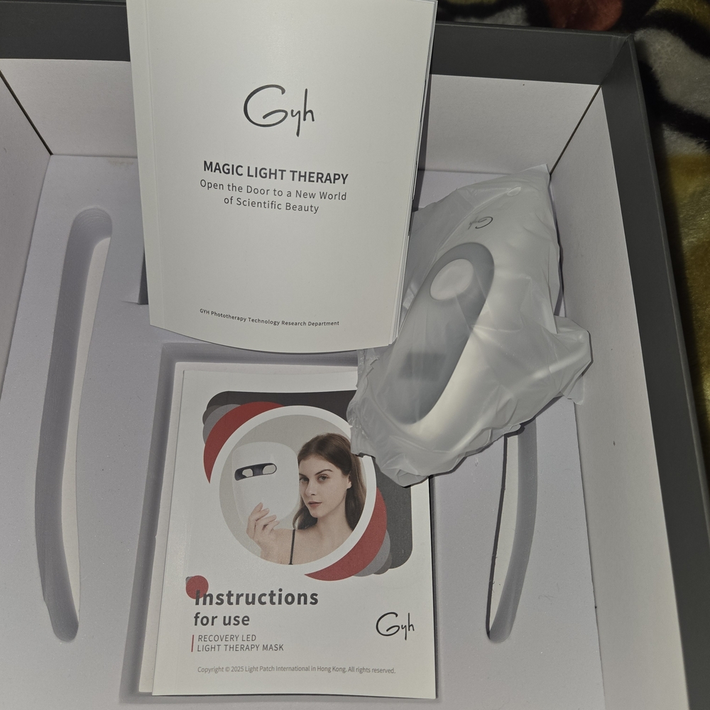 White Recovery LED Mask - Picture 4 of 7